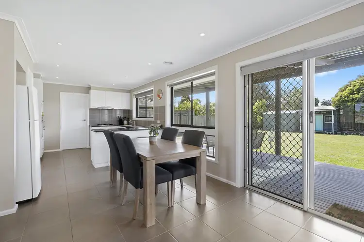 21 Glengarwyn Road, Leopold VIC 3224