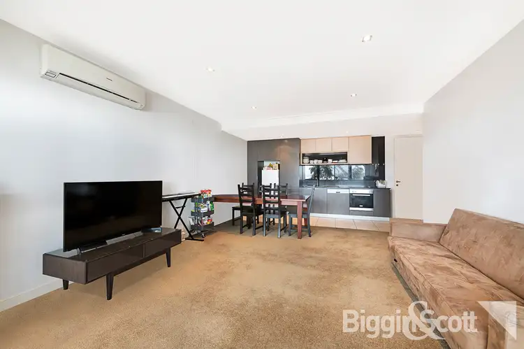34/12 Crefden Street, Maidstone VIC 3012
