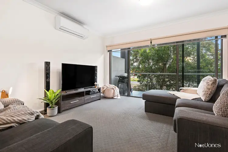 Second view of Homely townhouse listing, 27 Lithgow Way, Mooroolbark VIC 3138