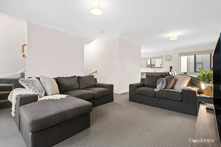 Fifth view of Homely townhouse listing, 27 Lithgow Way, Mooroolbark VIC 3138