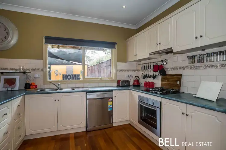 Sixth view of Homely townhouse listing, 2/104 Dorset Road, Croydon VIC 3136