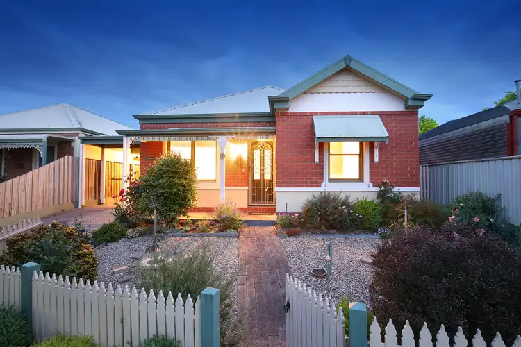 19 Mayfair Court, Chirnside Park VIC 3116