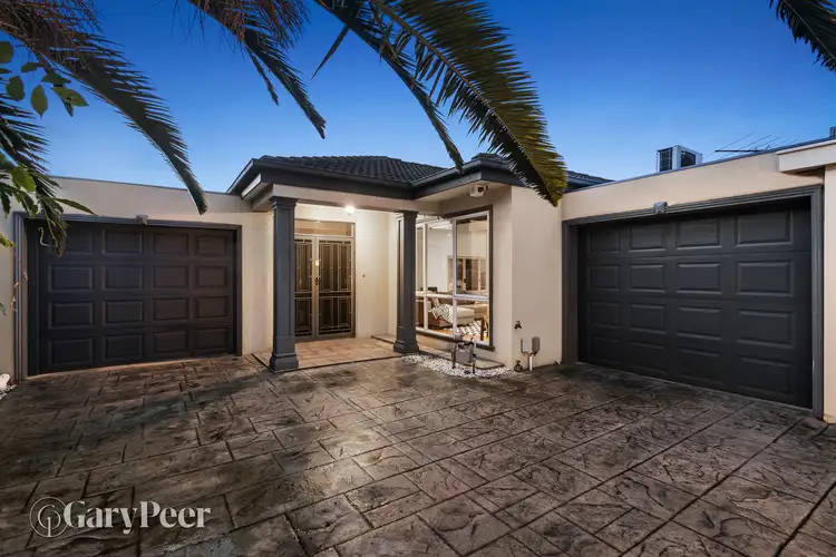 2/7 Kooringa Road, Carnegie VIC 3163