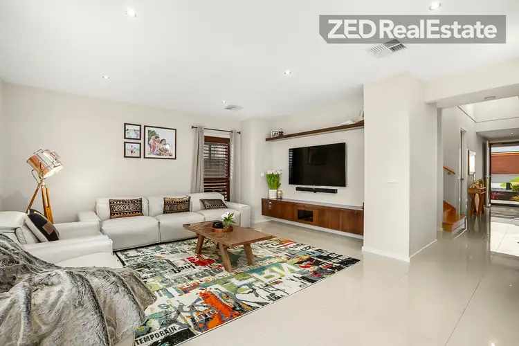 Third view of Homely house listing, 6 Macreadie Drive, Berwick VIC 3806