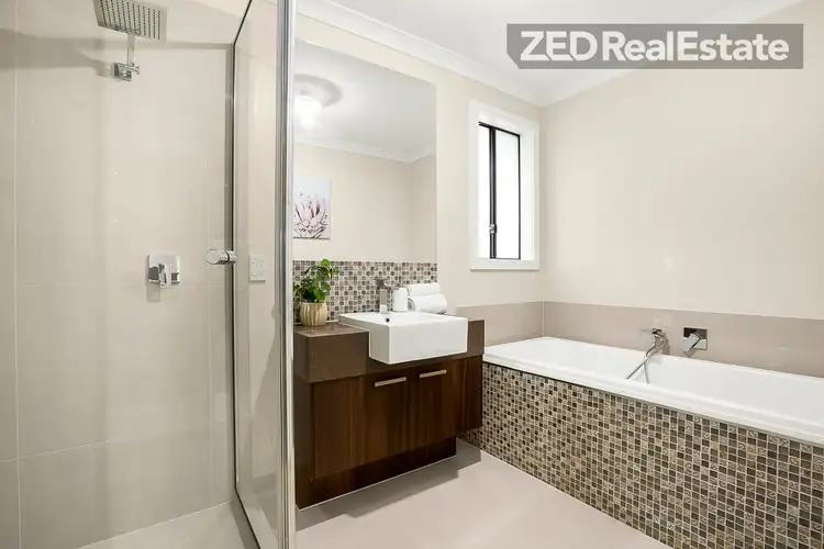 Fourth view of Homely house listing, 6 Macreadie Drive, Berwick VIC 3806