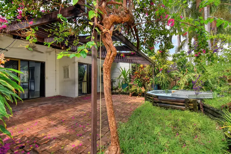 9/20 Somerville Gardens, Parap NT 820