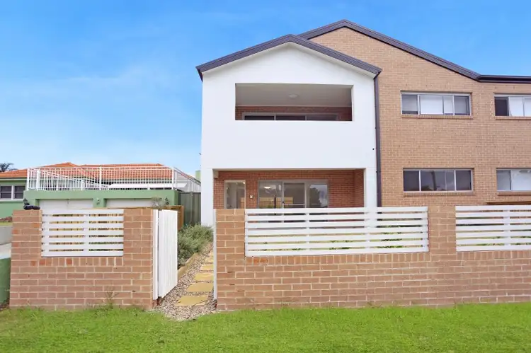7/13 Allman Street, Campbelltown NSW 2560