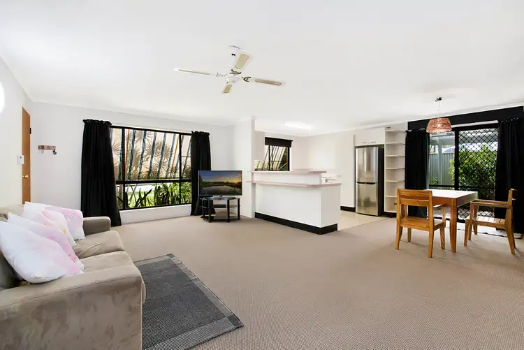 1/14 Kalanda Court, Dicky Beach QLD 4551