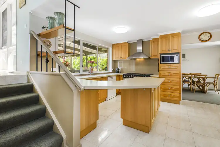 Fifth view of Homely house listing, 8 Le Grand Close, Mount Eliza VIC 3930