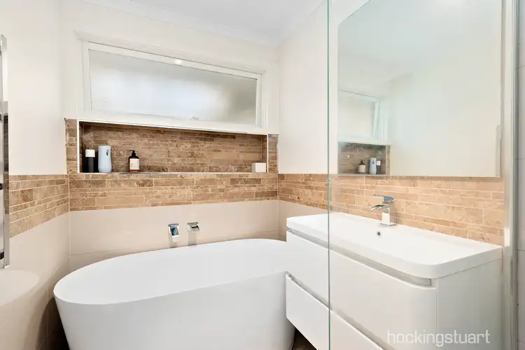 Fifth view of Homely house listing, 4 Giles Court, Cranbourne North VIC 3977