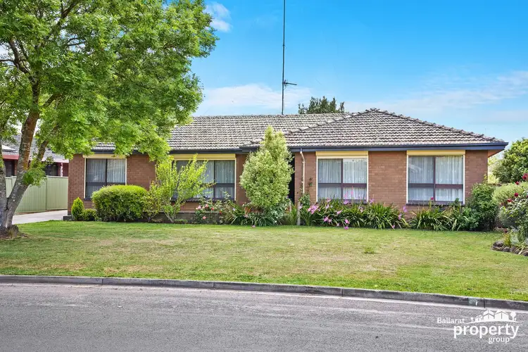 7 Mimosa Avenue, Alfredton VIC 3350