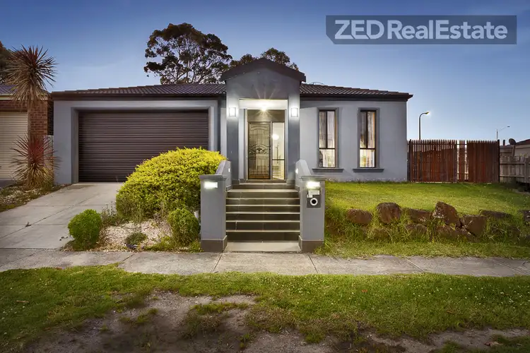 15 Domino Way, Hampton Park VIC 3976