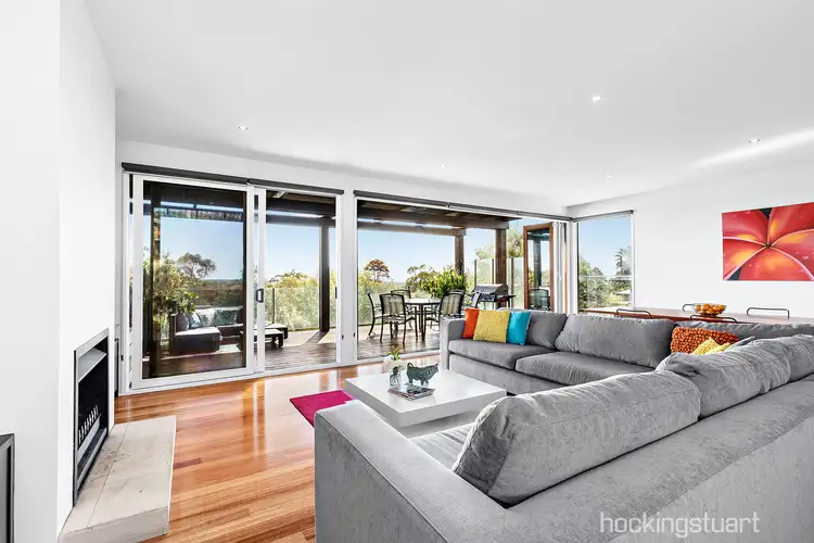 6 Crest Drive, Rosebud VIC 3939