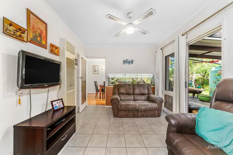 Fifth view of Homely house listing, 18 Tabilk Court, Wantirna VIC 3152