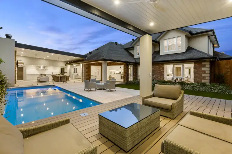 10 Lucas Place, Mornington VIC 3931