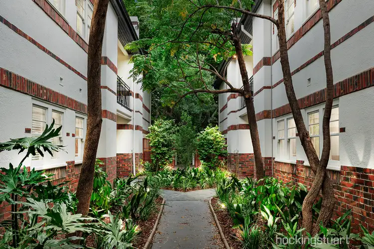 2/18-20 Charnwood Road, St Kilda VIC 3182