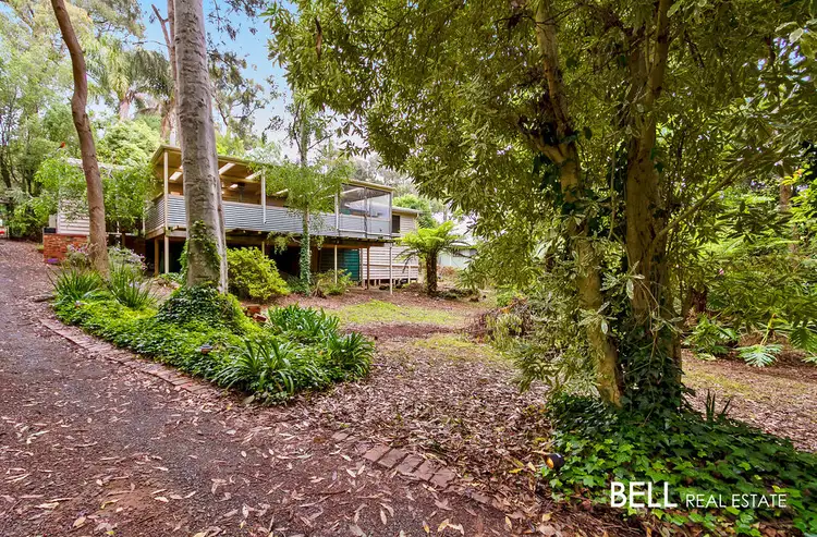 12 Dunstan Road, Avonsleigh VIC 3782