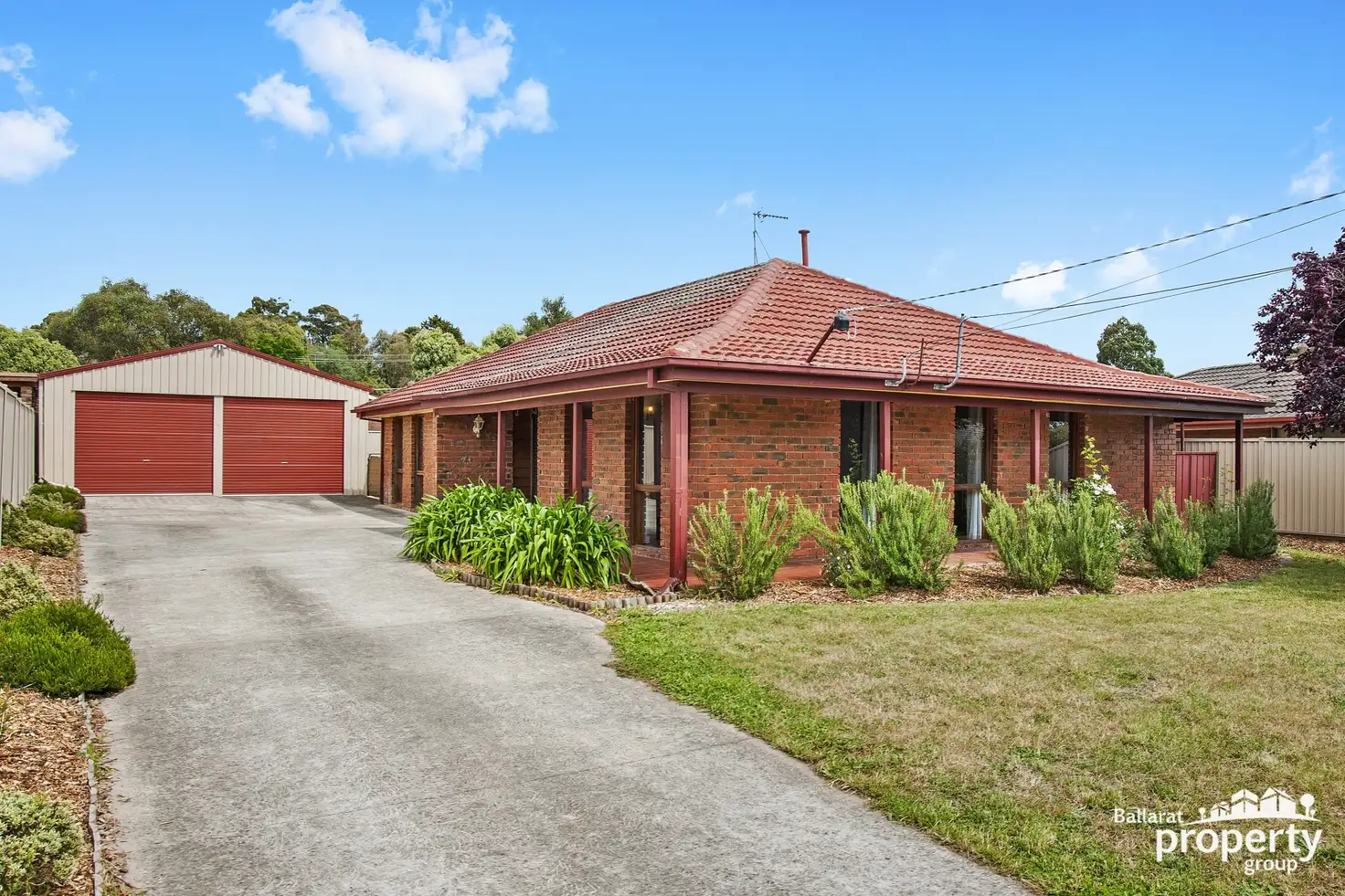 Main view of Homely house listing, 10 Semillon Grove, Mount Clear VIC 3350