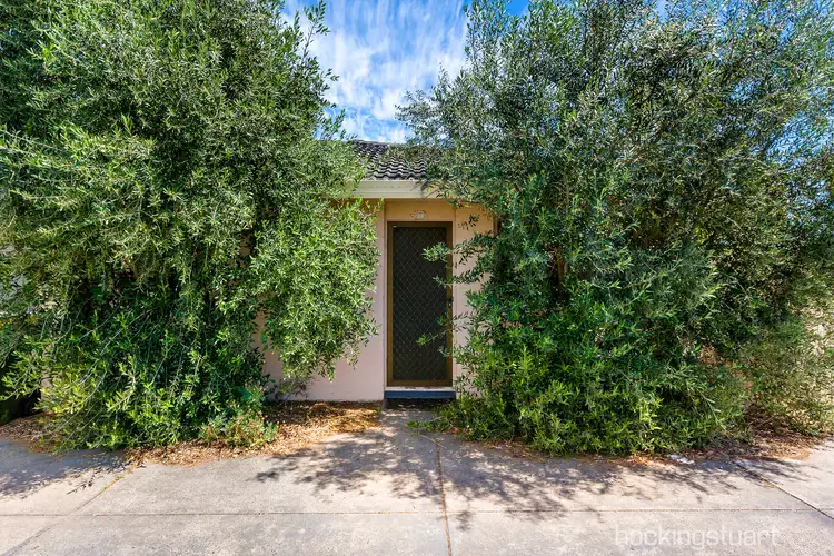 1/8 Carder Avenue, Seaford VIC 3198