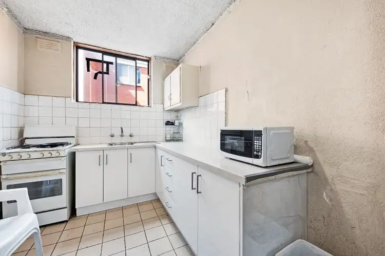 Third view of Homely flat listing, 2/23 Eldridge Street, Footscray VIC 3011