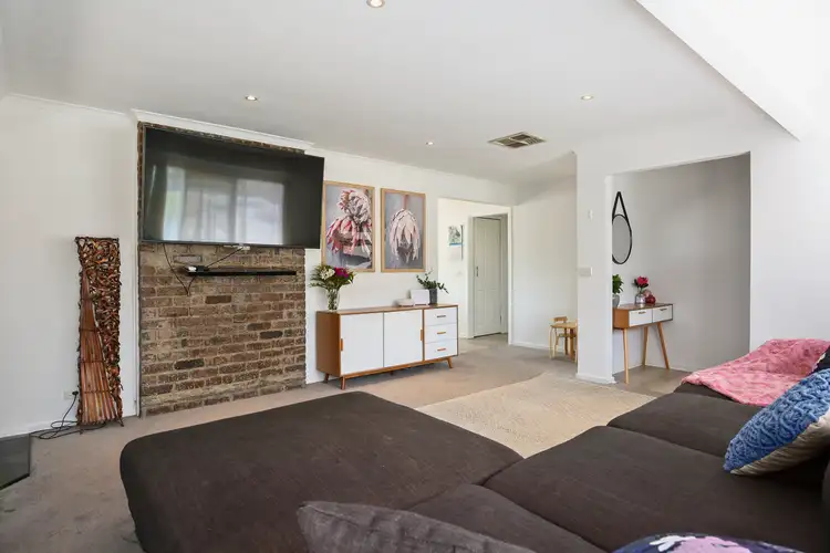 Fifth view of Homely house listing, 2 Fern Court, Launching Place VIC 3139