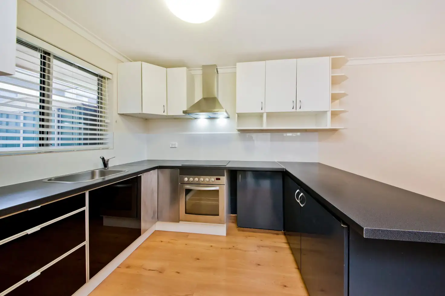 Main view of Homely villa listing, 5/72-74 Waterloo Street, Joondanna WA 6060
