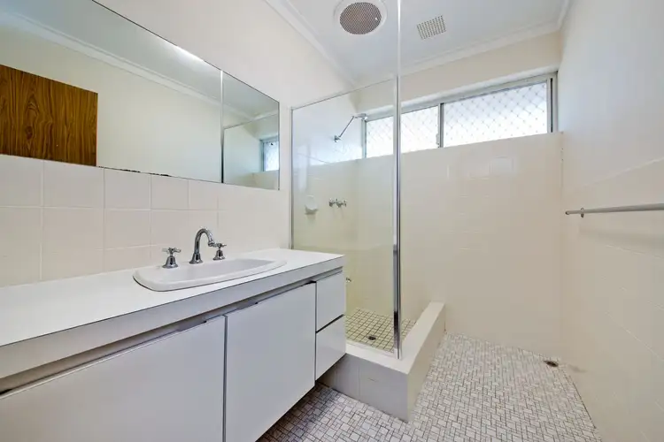 Fourth view of Homely villa listing, 5/72-74 Waterloo Street, Joondanna WA 6060
