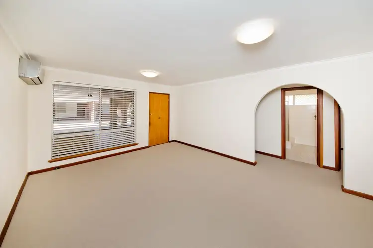 Sixth view of Homely villa listing, 5/72-74 Waterloo Street, Joondanna WA 6060