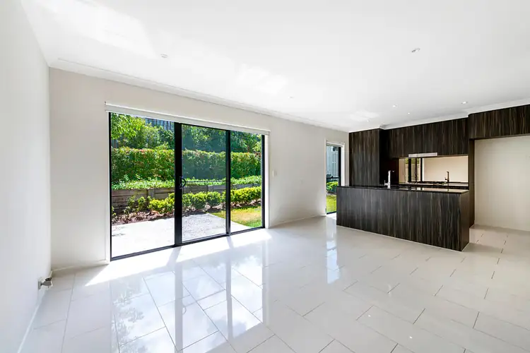 12/14 Norris Street, Pacific Pines QLD 4211