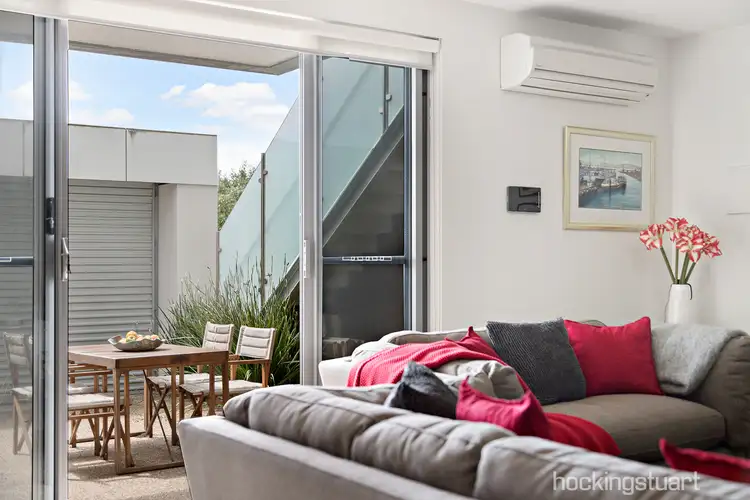 Fifth view of Homely apartment listing, 5/57 Pier Street, Dromana VIC 3936