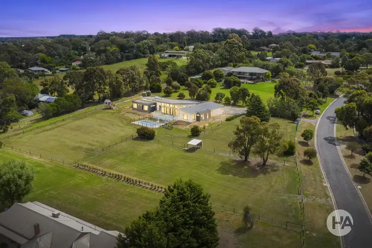 21 Crofters Hill Way, Somerville VIC 3912