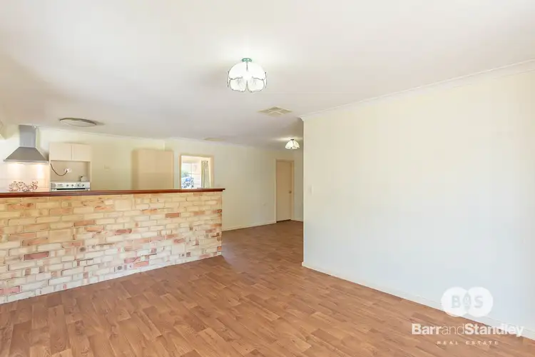 Second view of Homely house listing, 7 Yardley Court, Usher WA 6230