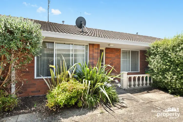 2/808 Humffray Street South, Mount Pleasant VIC 3350