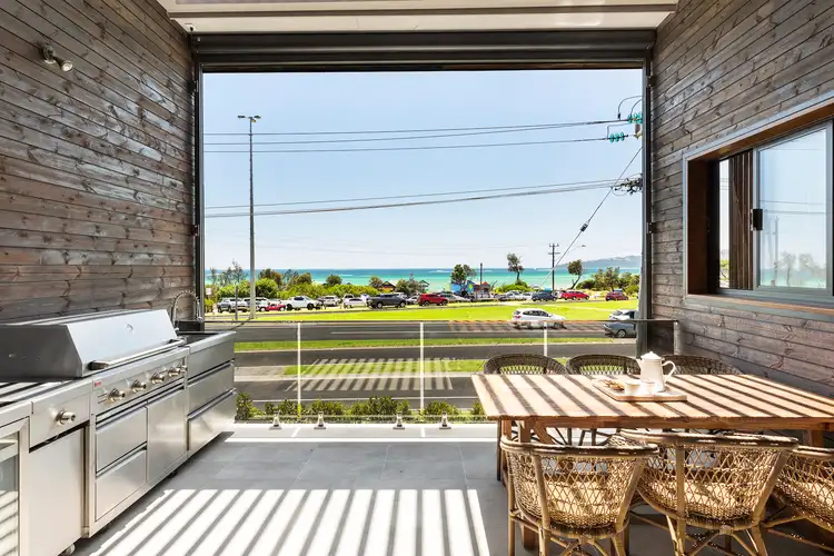 8/2 - 4 Point Nepean  Road, Dromana VIC 3936