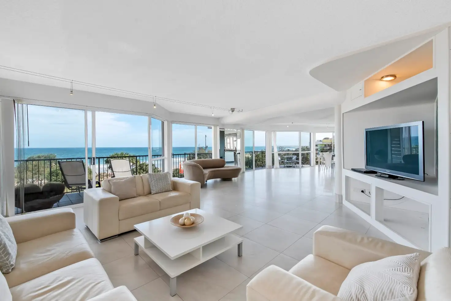 Main view of Homely unit listing, 5-6/17 Ormonde Terrace, Kings Beach QLD 4551