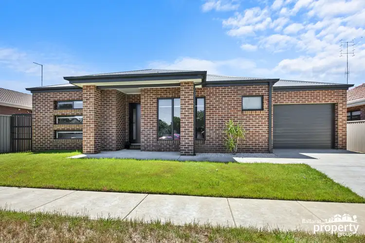 2A Brinkley Avenue, Wendouree VIC 3355