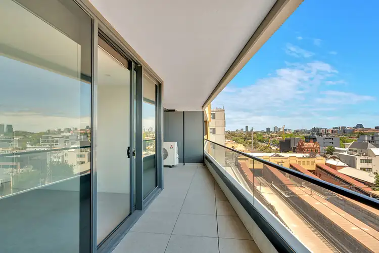 901/3 Yarra Street, South Yarra VIC 3141