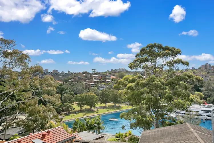 21 Hipwood Street