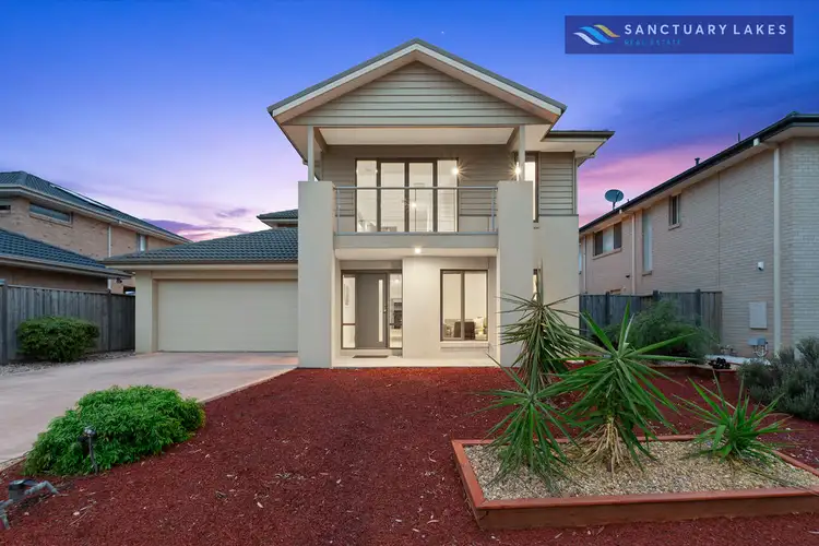 123 Beachview Parade, Sanctuary Lakes VIC 3030