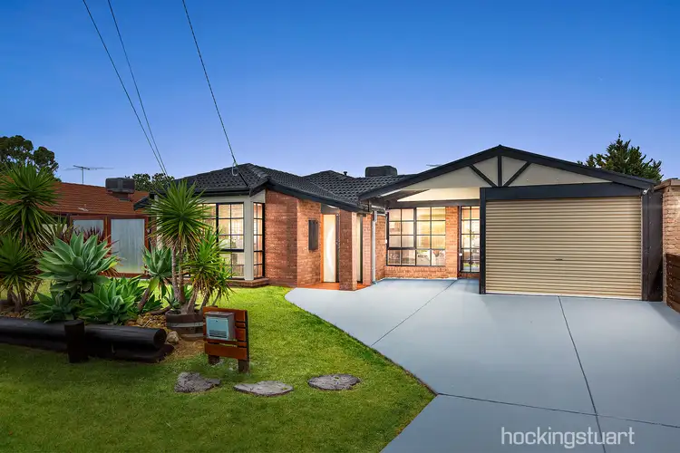 19 Julier Crescent, Hoppers Crossing VIC 3029