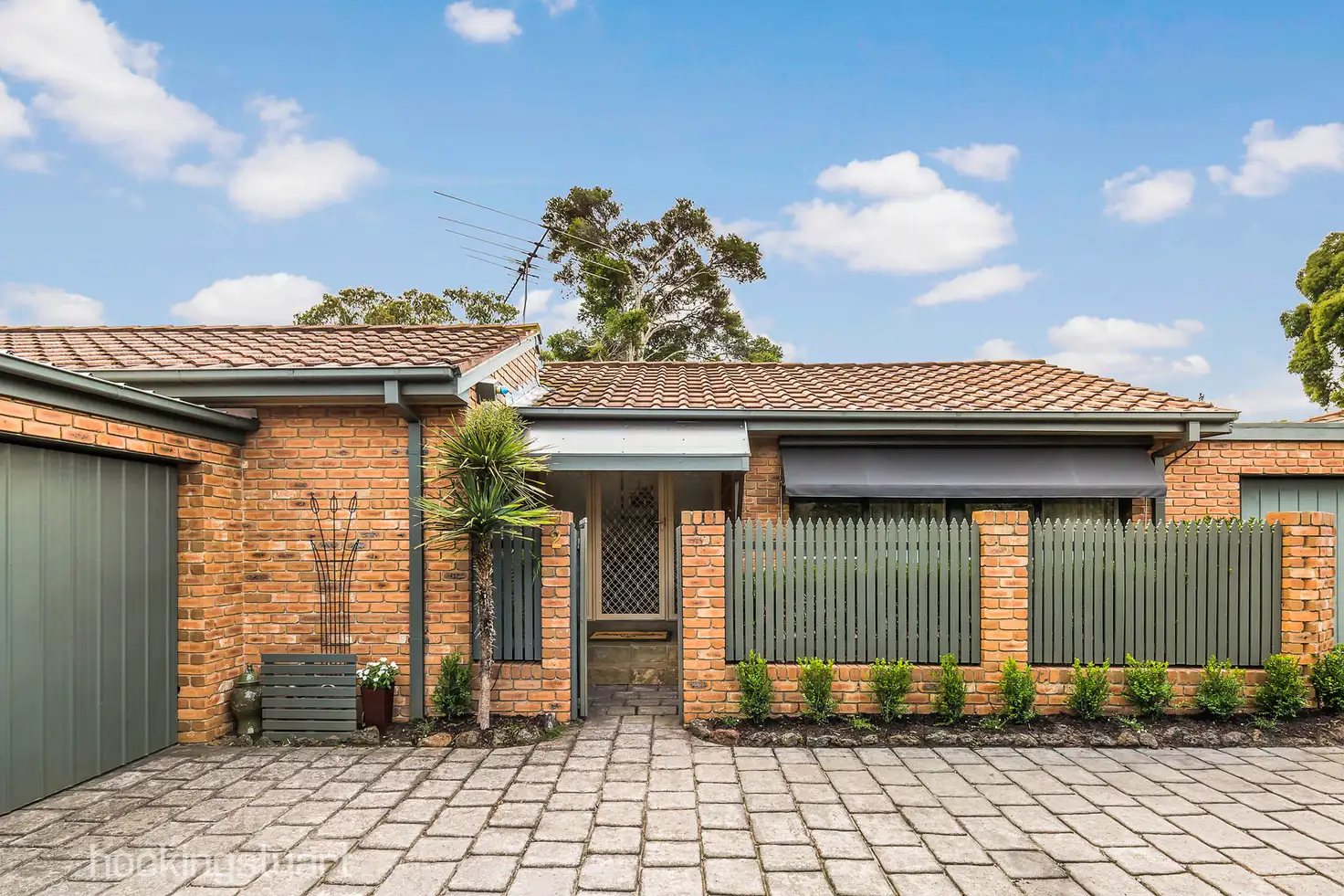 Main view of Homely unit listing, 2/41 Linacre Road, Hampton VIC 3188