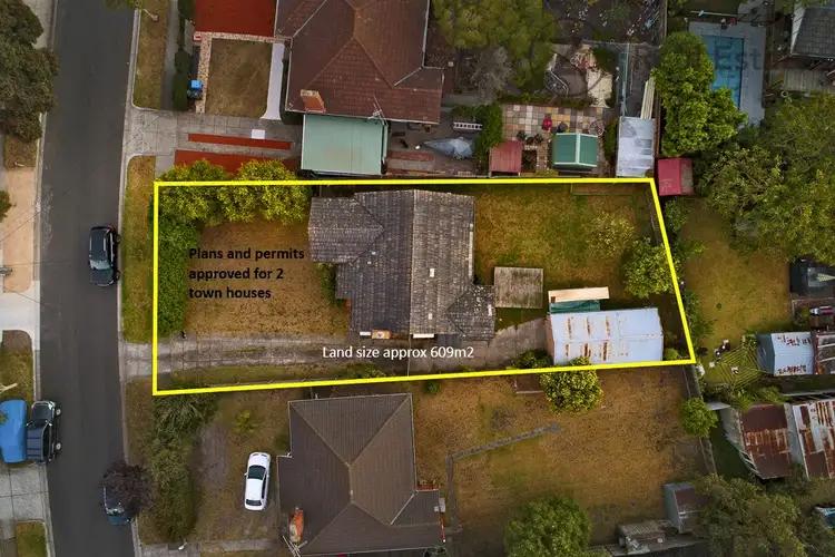 9 Burt Crescent, Hampton East VIC 3188