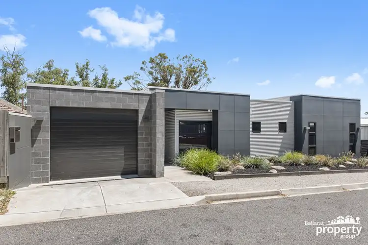 110 Dunlop Street, Mount Pleasant VIC 3350