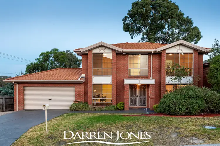 2 Scenic Rise, Eltham North VIC 3095