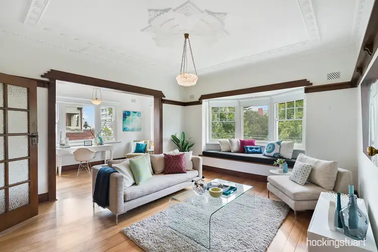 Main view of Homely apartment listing, 9/5 Robe Street, St Kilda VIC 3182