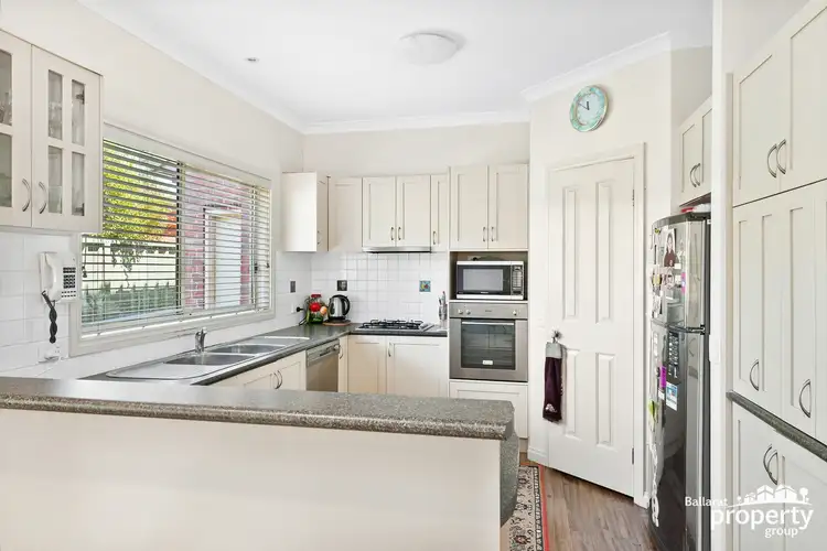 Second view of Homely house listing, 6 St Glens Way, Lake Gardens VIC 3355