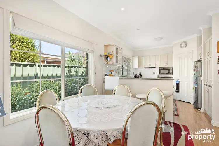 Fourth view of Homely house listing, 6 St Glens Way, Lake Gardens VIC 3355