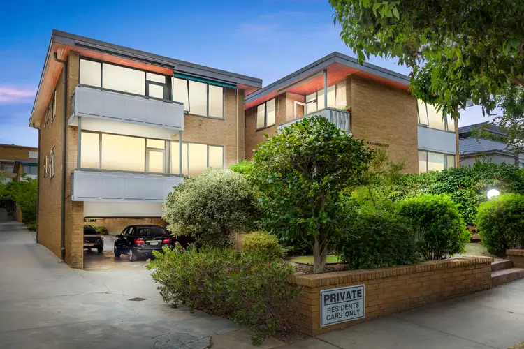 14/12 Woorigoleen Road, Toorak VIC 3142