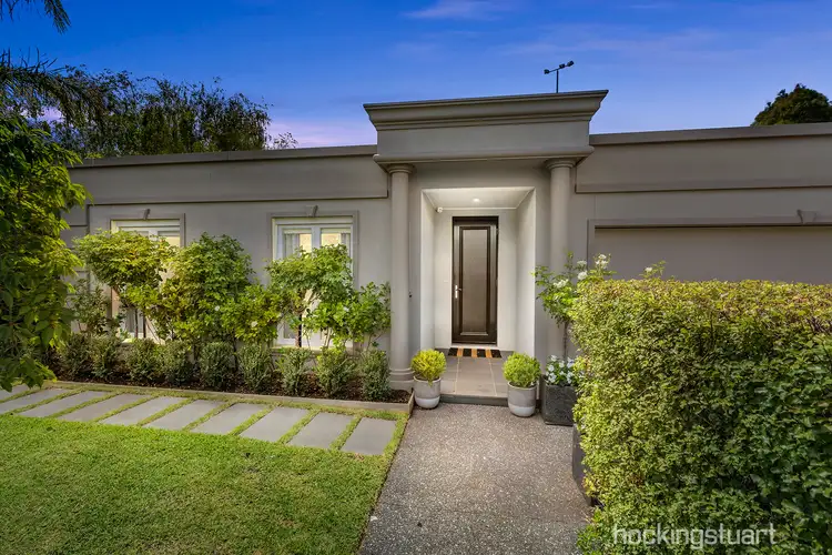 19 Parkview Crescent, Hampton East VIC 3188