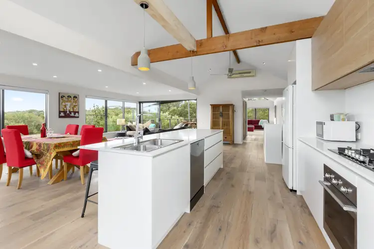 3 Daniella Court, St Andrews Beach VIC 3941